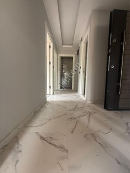 Esentepe Mah 2+1 Herşeyi Ayrı Büyültmesi Yapılmış Sıfır İskanlı Daire