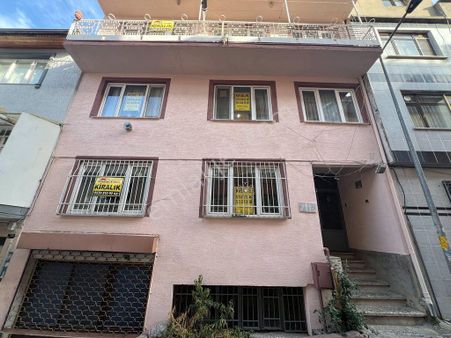 Bursa Yıldırım Beyazıt Mh Şenay Sk,ta Kiralık Birincikatta 2+1 Daire