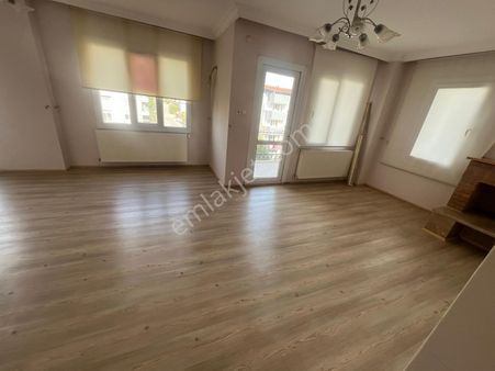 Nazilli Zafer Mahallesi Cadde Üstünde Krediye Uygun, Fırsat 3+1!