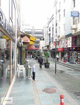 Antalya Muratpaşada Deniz Bandında Kiralık 1+1 Ofis/daire