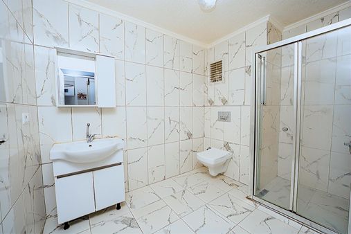 C21 Cius; Merkezi Konumda Yerden Isıtma Asansörlü Arakat Daire