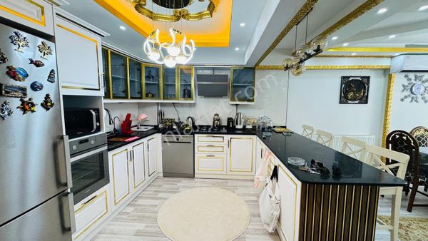 C21 Cius;hamidiye Mah Satılık 3+1 Yenilenmiş Daire