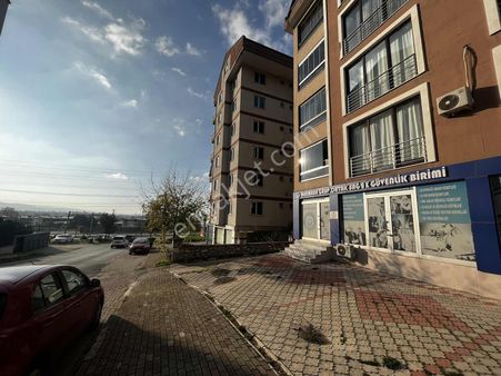 Cb Black Beşevler Mah Kiralık 120m2 Dükkan