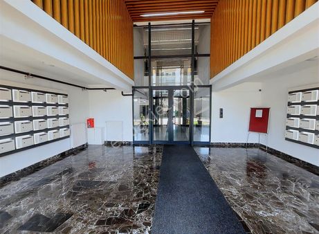 Remlaktan Zümrütevlerde Kiralık 3+1