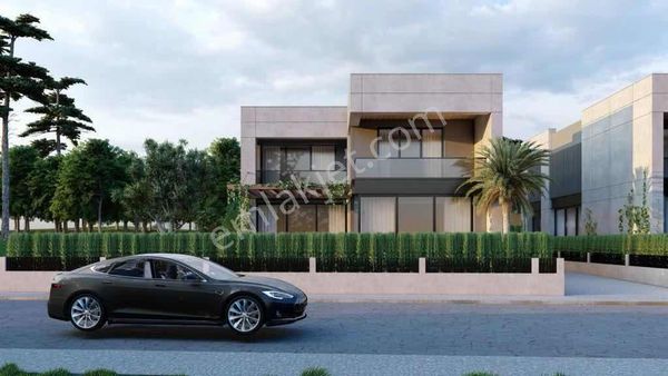 Cb Black'tan Özlüce'de 4+1 Havuzlu Lux Villa