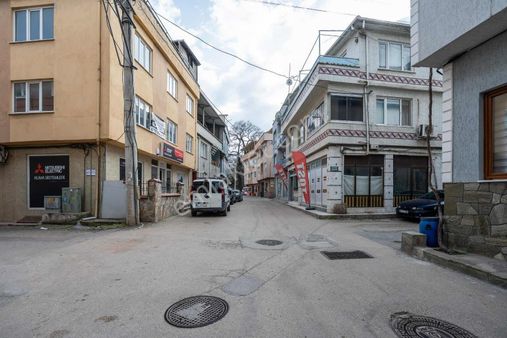 Cb Black'tan Karaman'da Satılık Köşe Bina