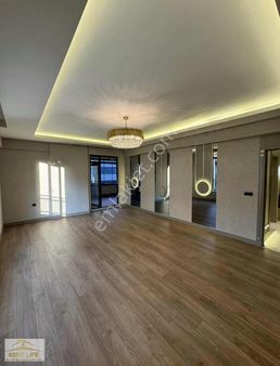 Fıstıklık Merkezde Ultra Lüks 3+1 Daire