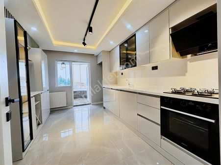 Etimesgut İstasyon Mah.3+1 Lüks Yapılı Ara Katta Satılık Daire