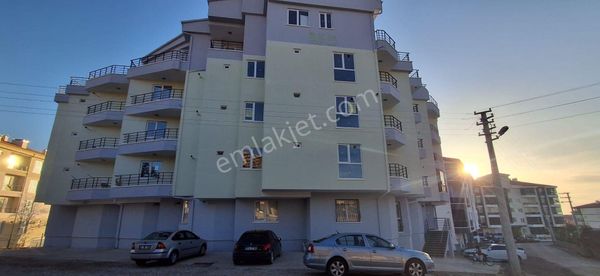 Aksaray Şeyh Hamit Mahallesi'nde Kiralık 1+1 Sifır Daire