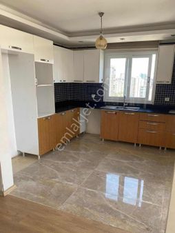 Metin Gayrimenkul'den Mezitli Merkez Mah 3+1 Site İçersinde