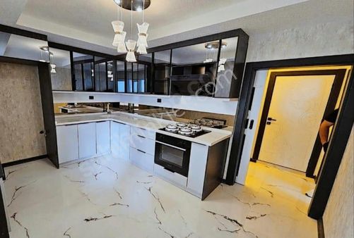 Özata Gayrimenkul'den Masrafsız Mükemmel Lokasyon 3+1 Fırsatı