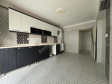 Hisar Mah 3+1 Geniş Yapılı Satılık Daire