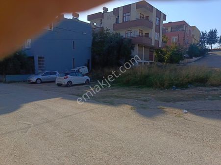 Belediye Evleri Mahallesi'nde Çukurova Belediyesi Civarı Satılık Tek Tapu Köşebaşı Arsa