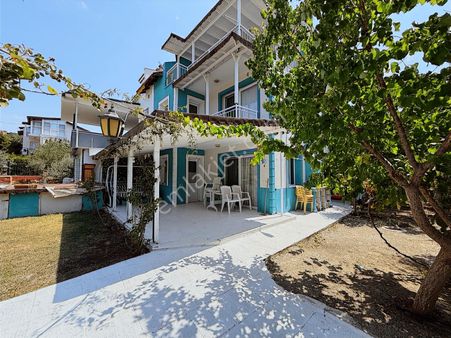 Seferihisar Akarcada Deniz Manzaralı Havuzlu Tripleks Villa