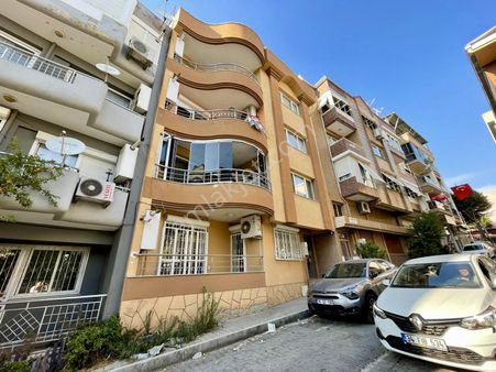 Buca Yaylacık Mahallesinde Satılık Geniş 3+1 Daire