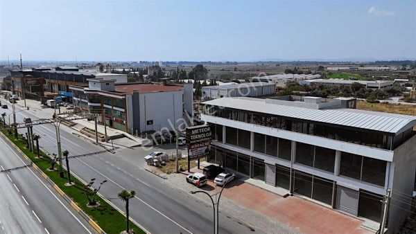 İzmir Çanakkale Ana Yol Üstü 1300 M2 Kiralık Mağaza Dükkan