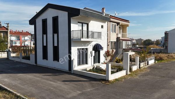 Orhangazi Mah. 3+1 Yerden Isıtmalı Harika Konum Villa