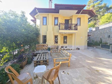 Marvera 'dan Gökova Taşköy Sitesinde Satılık Bakımlı 5+2 Villa