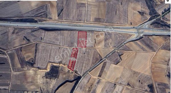 D100 Karayoluna Cephe 4509 M2 Düz Arazi