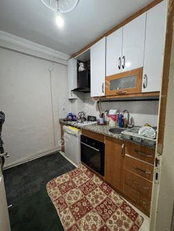 Eymen Emlak'tan Cumhuriyet Mhde 2+1 Arakat Satılık Daire