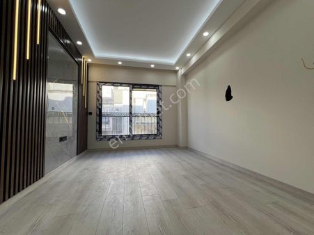 Akalın'dan 2+1 Otoparklı Asansörlü İnönü Cad Metro Yanı