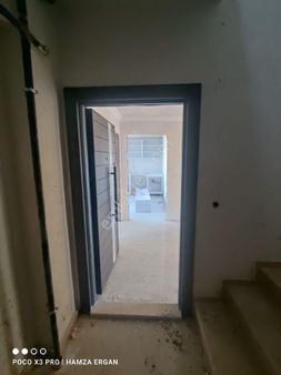 1. 69 Krediyle Arnavutköy Taşoluk'ta Satılık 3+1 Ara Kat Daire