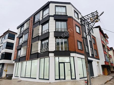 Coşkan Grupdan Ana Cadde Üzerinde Yatırım Değeri Yüksek Dükkan