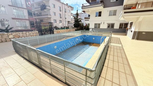 Didim Merkezde 2+1 Havuzlu Asansörlü Daire