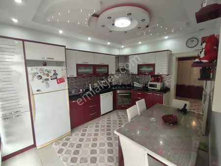 Rasaf Yolu Mevki Satılık 3+1 Daire!!!