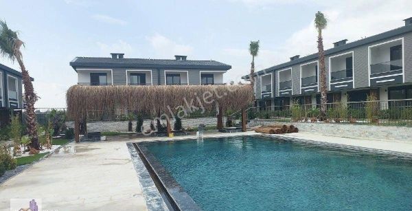 Otel Konseptinde Müstakil Girişli Bahçeli 2+1 Dubleks Daire