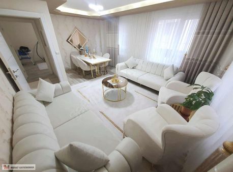 Kanunide Altında Daire Olan Yapılı Kilerli Geniş M2 3+1 Fırsatı