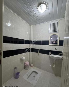 Yeşiltepe Mah. Çift Balkonlu, Ebeveyn Banyolu Satılık 3+1 Daire