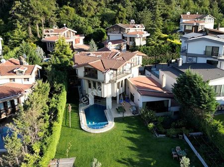 K2 Pera Bursa Göynüklü 7+3 Müştemilatlı Özel Havuz Satılık Villa