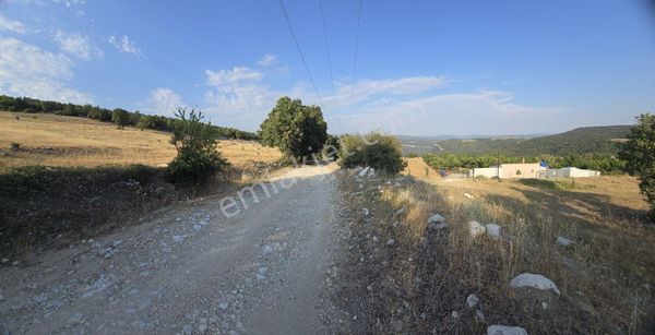 Orhaneli Ağaçhisar'da Elk. Ve Suya Yakın 4563m2 Tek Tapu Arazi