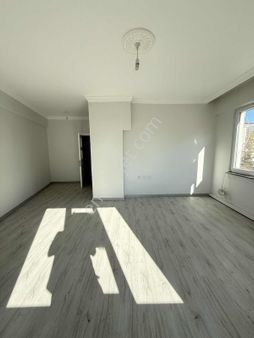 Akkaya İnşaattan Merkez Lok.komple Yapılı Satılık Fırsat 2+1 !!