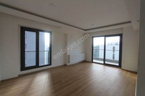 Dasif Vista Sitesinde Çift Cepheli 3+1 Satılık Daire