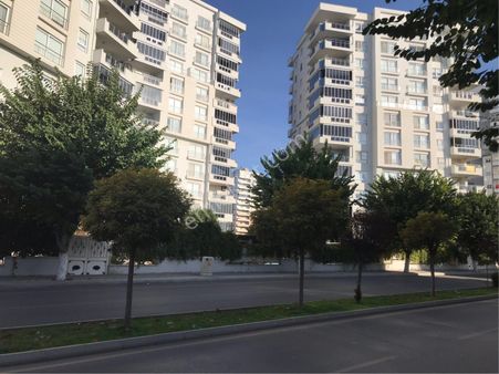 Erdemli De Satılık Denize Nazır 4+1 Daire