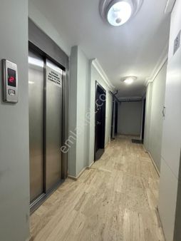 Saadet Korkmaz Emlak'tan Dikili Salimbeyde Denize 150 Metre Satılık 2+1 Doğalgazlı Daire