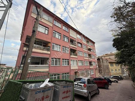 Acil Satılık! Deniz Manzaralı Cumhuriyet Parkına Yakın Daire