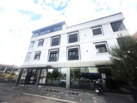 💥akçay Yenimahalle'de💥aygülden Denize Çok Yakın Sıfır Ara Kat Asansörlü Lüks 2+1 Satılık Daireler