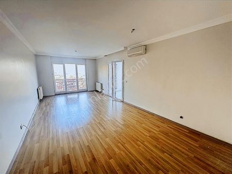 Bahçeşehir Regnum Elitkent Sitesinde Kiralık 2+1 Daire