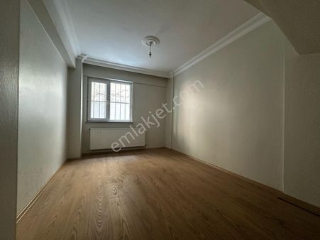 Litros'tan Tuna Mah 3+1 Kredili Bahçe Kat Satılık 120m2 Satılık Daire