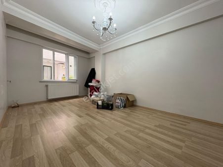 Litros'tan Menderes Mah 2+1 Kiralık 90m² Lüx 1.kat Daire