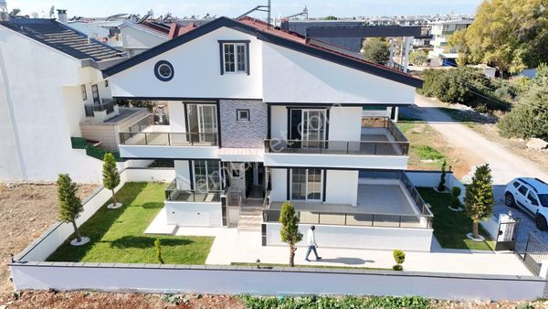 Didim Yeşilkent Te Satılık 5+1 Müstakil Vila