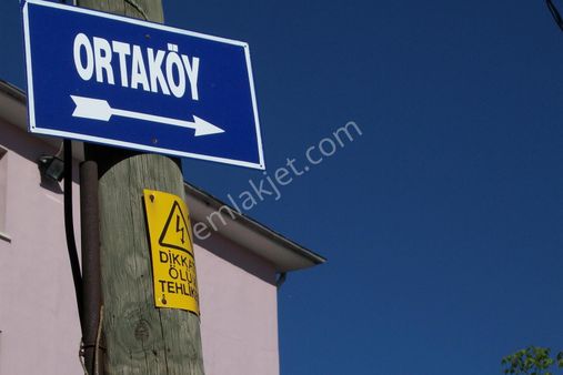 Ortaköy'de İmarı Yakın 1.689m2 Hisseli Arsa