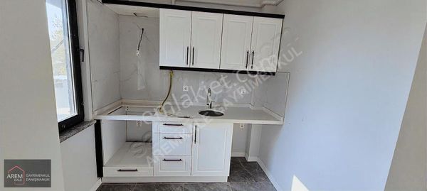 Çanakkale Cevatpaşa'da Açık Mutfak Sıfır 2+1 Satılık Daire