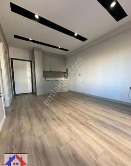 Sarıçam Gültepede 1+1 Lüks İşçilikli Satılık Daire