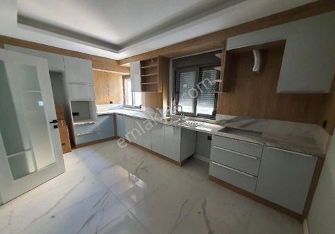 Kütükçü Antalya Manzaralı Satılık 5+1 Dubleks