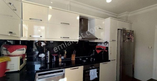 Fener Mah. Satılık Geniş Kaçmaz 3+1