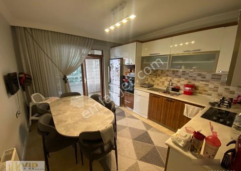 Kayalar Mah. Muhteşem Lokasyon Full Yapılı Satılık 3+1 Daire !!!